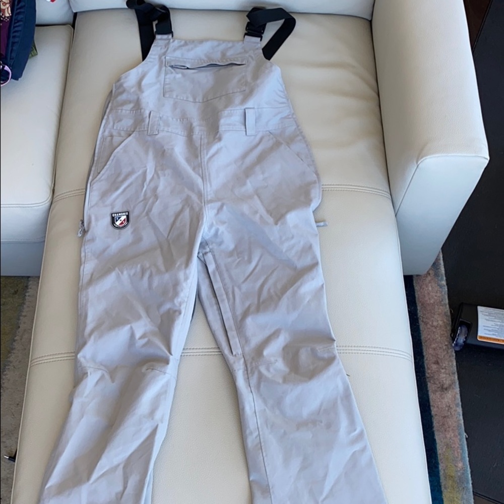 Chamonix grey women’s bib